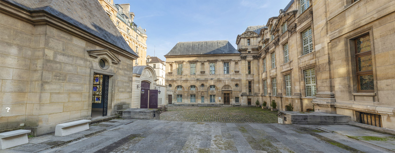 Visite virtuelle de la Bibliothèque historique